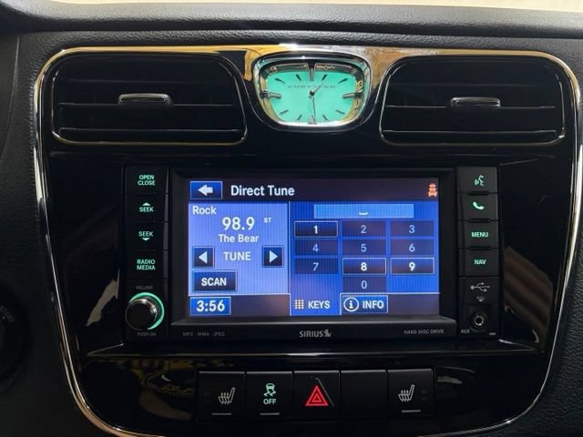 Used 2013 Chrysler 200 Limited FWD image 33