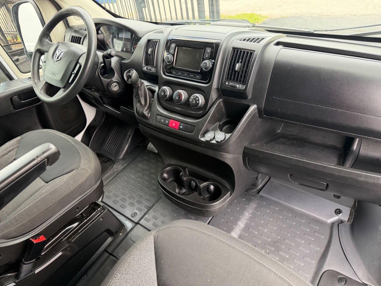 Used 2020 RAM ProMaster 2500 w/ Premium Appearance Group FWD image 13