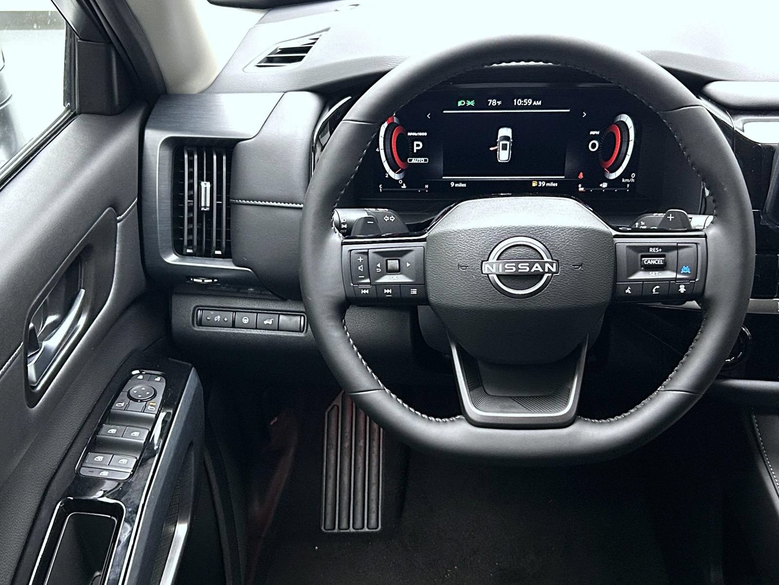 New 2026 Nissan Pathfinder SL AWD/4WD image 12