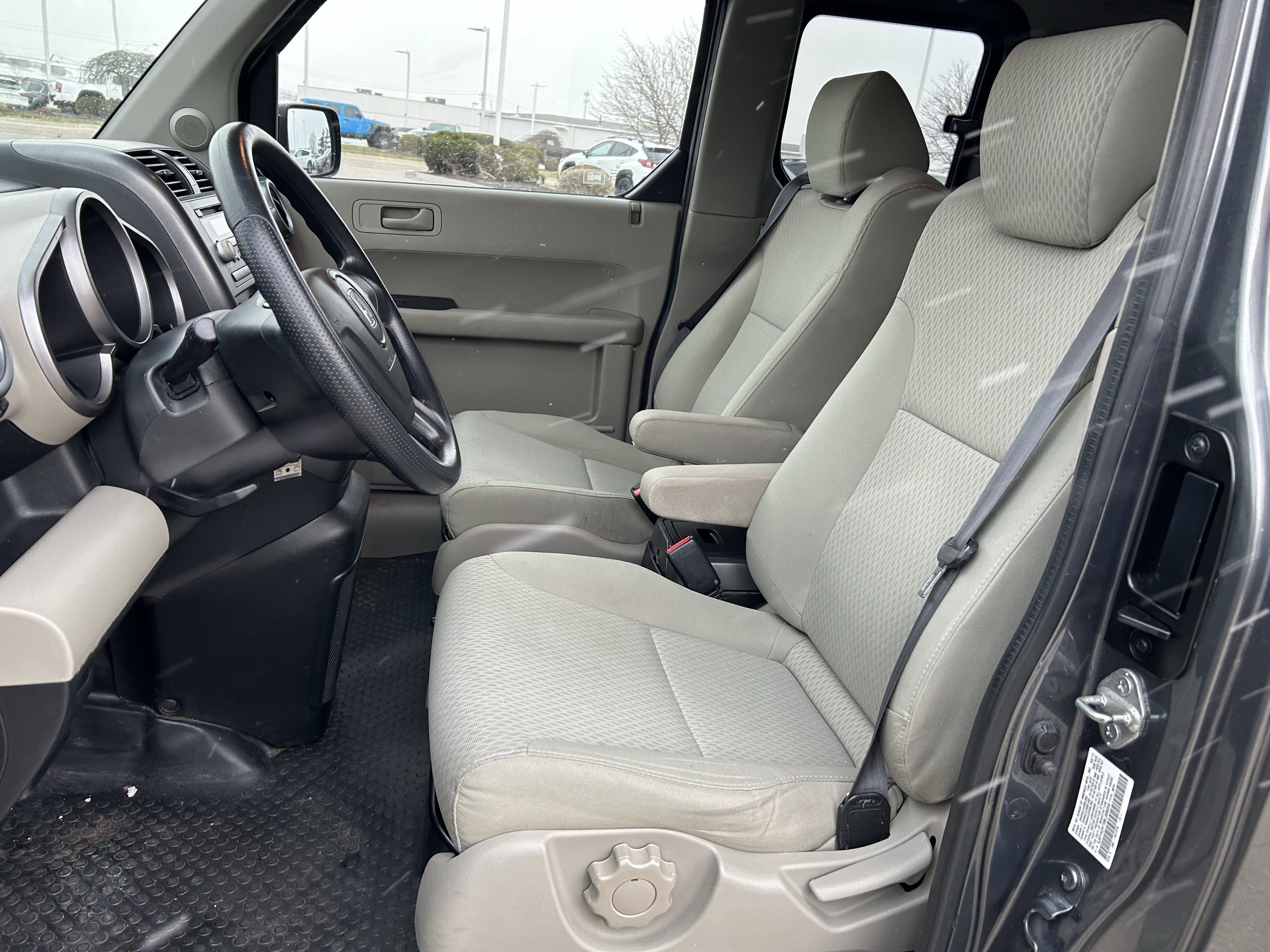 Used 2011 Honda Element EX image 18