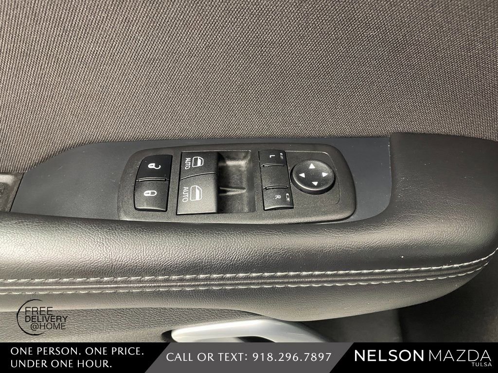 Used 2023 Dodge Challenger R/T w/ Blacktop Package image 20