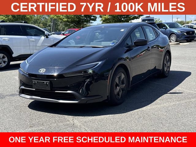 Used 2025 Toyota Prius LE FWD image 5