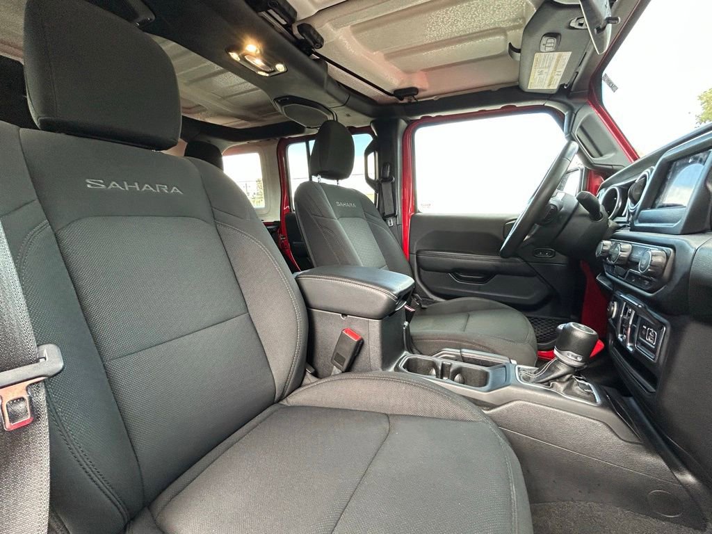 Used 2021 Jeep Wrangler Unlimited Sahara image 33