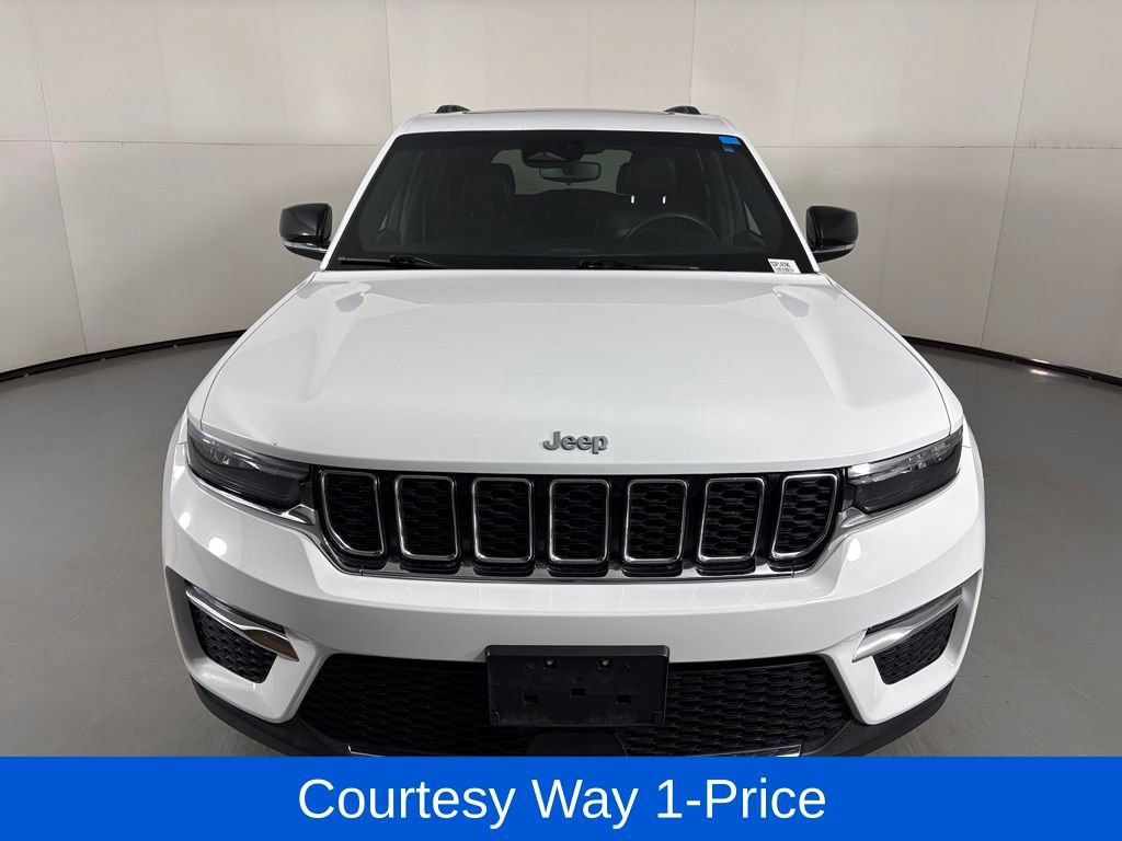 Used 2024 Jeep Grand Cherokee Limited 4xe AWD/4WD image 4