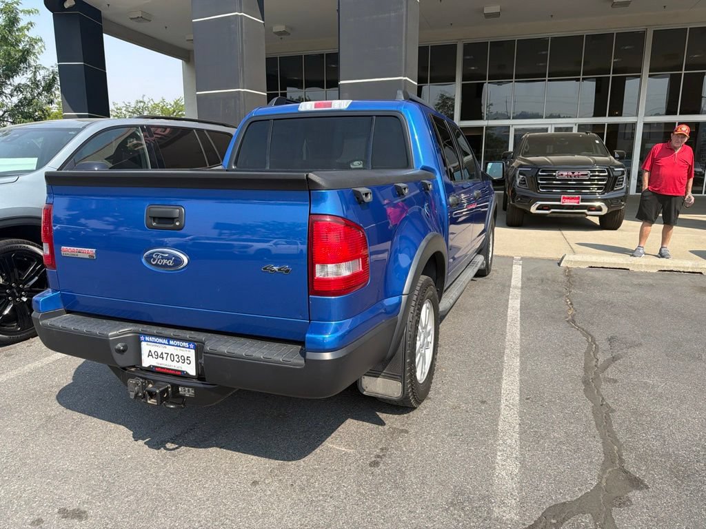 Used 2010 Ford Explorer Sport Trac XLT AWD/4WD image 4