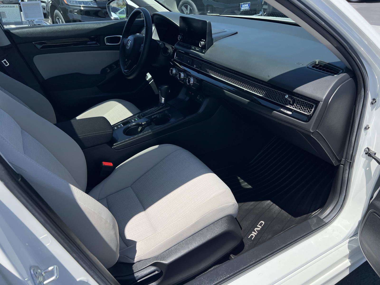 Certified 2024 Honda Civic EX image 28