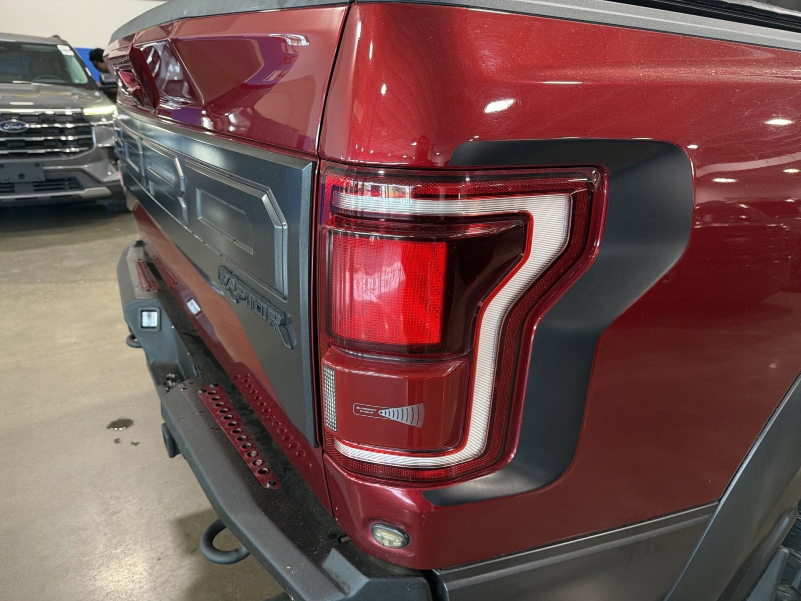Used 2018 Ford F150 Raptor w/ Equipment Group 802A Luxury AWD/4WD image 19