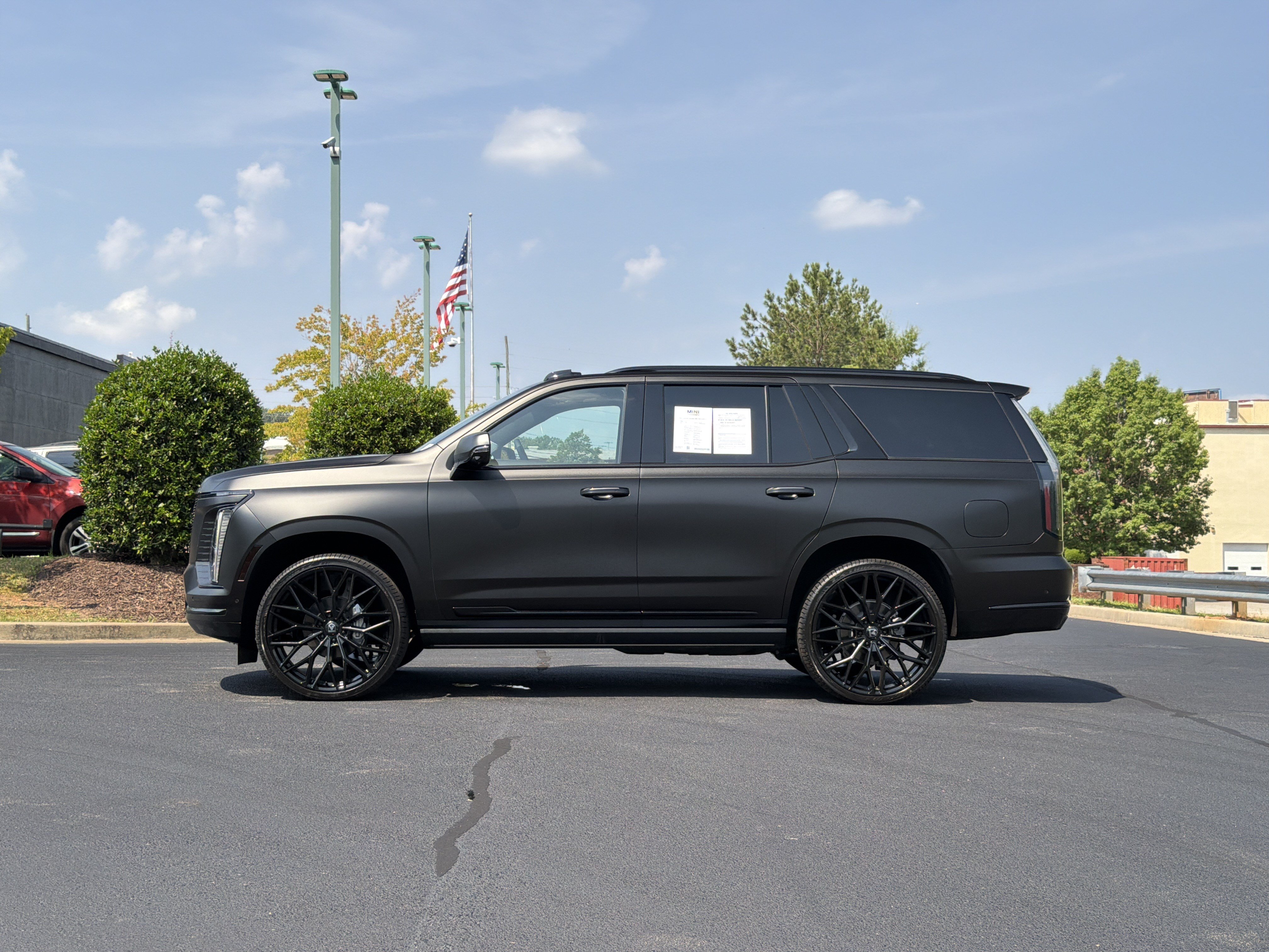 Used 2026 Cadillac Escalade Platinum Sport w/ LPO, ONYX Package AWD/4WD image 15
