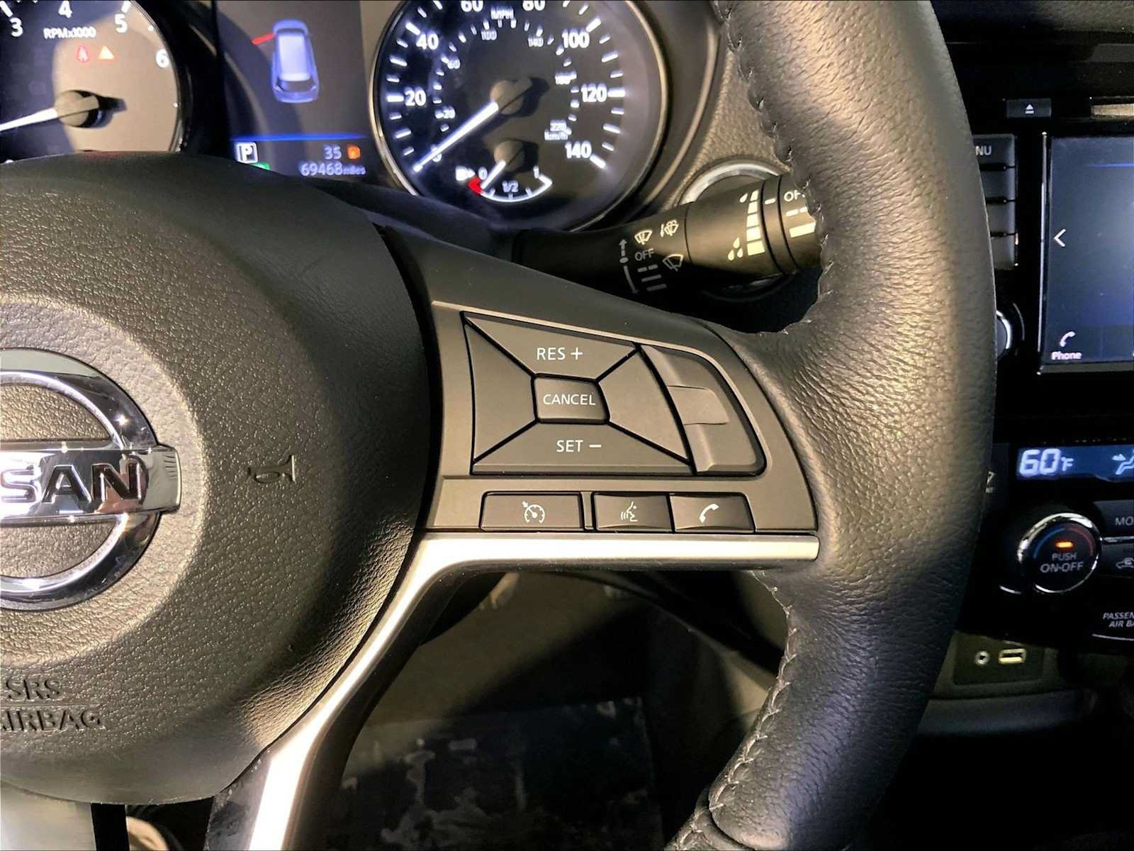 Used 2019 Nissan Rogue SV AWD/4WD image 28
