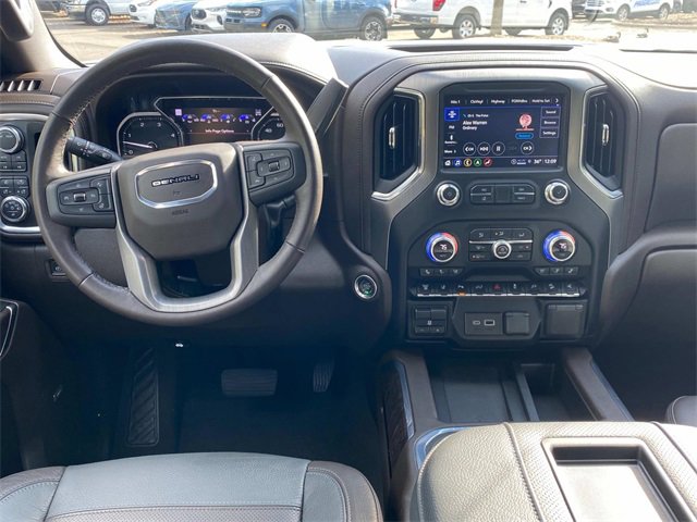 Used 2022 GMC Sierra 3500 Denali w/ Denali Ultimate Package image 8