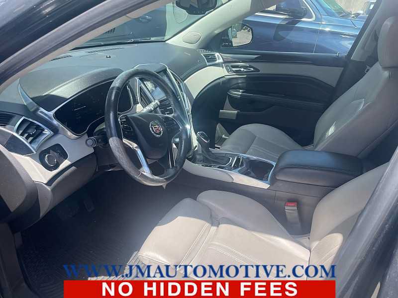 Used 2016 Cadillac SRX Luxury AWD/4WD image 2