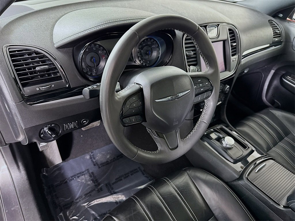 Used 2023 Chrysler 300 S image 21