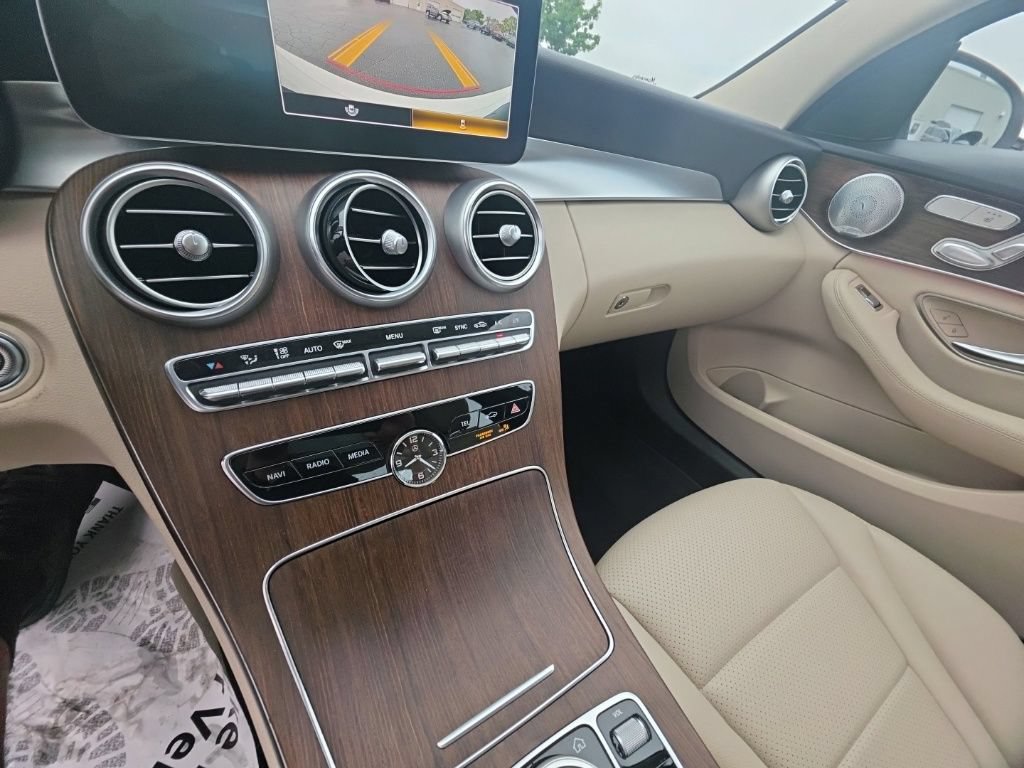 Used 2021 Mercedes-Benz C 300 4MATIC Sedan image 23