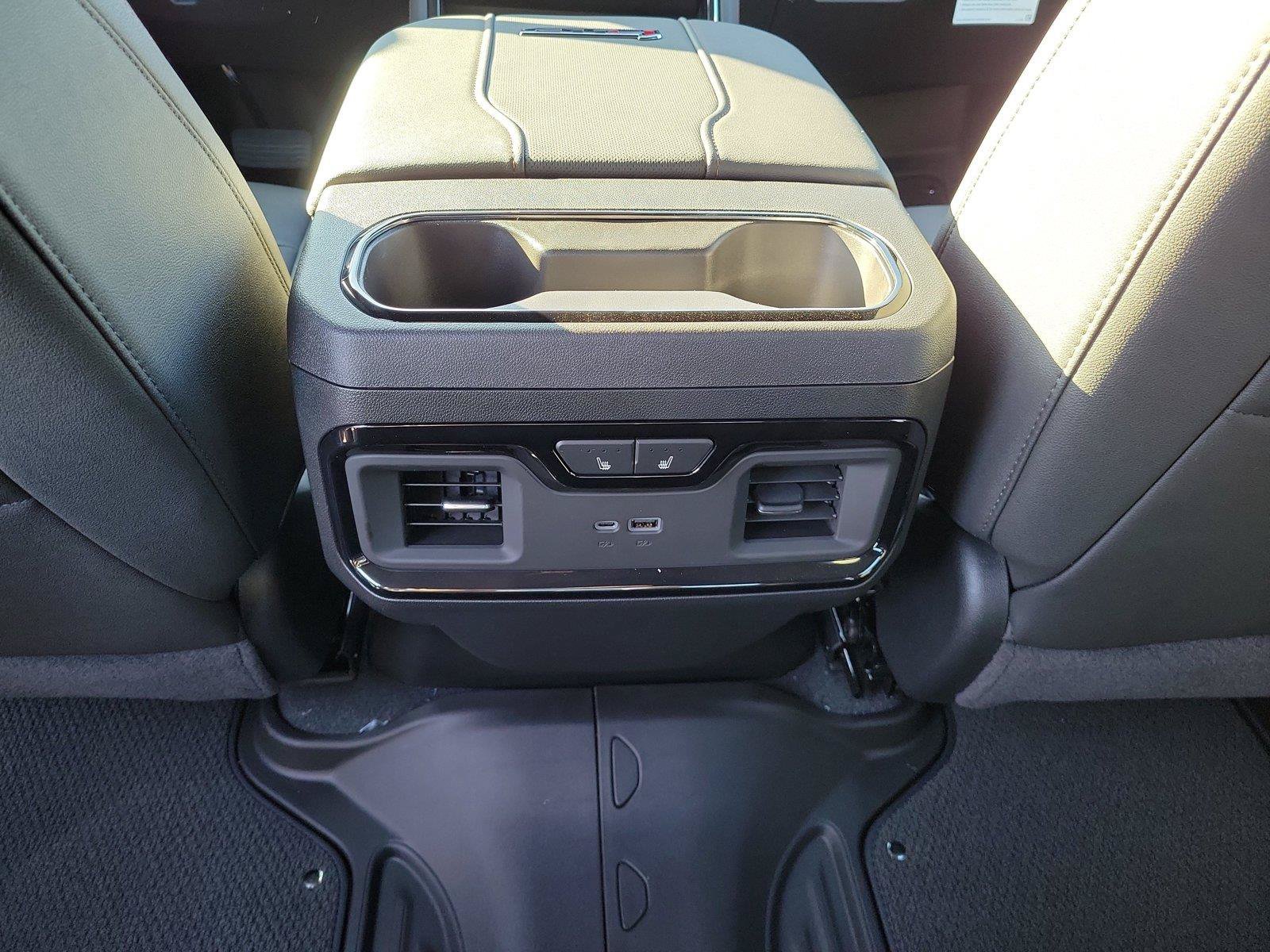 New 2026 GMC Sierra 2500 AT4 w/ AT4 Premium Plus Package AWD/4WD image 10