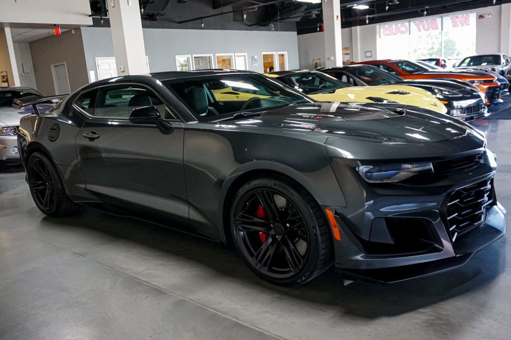 Used 2018 Chevrolet Camaro ZL1 image 35