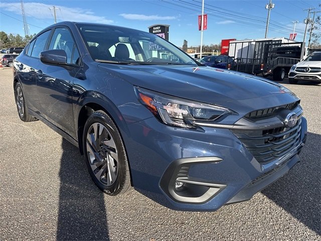 Used 2025 Subaru Legacy Limited w/ Popular Package #2 image 4