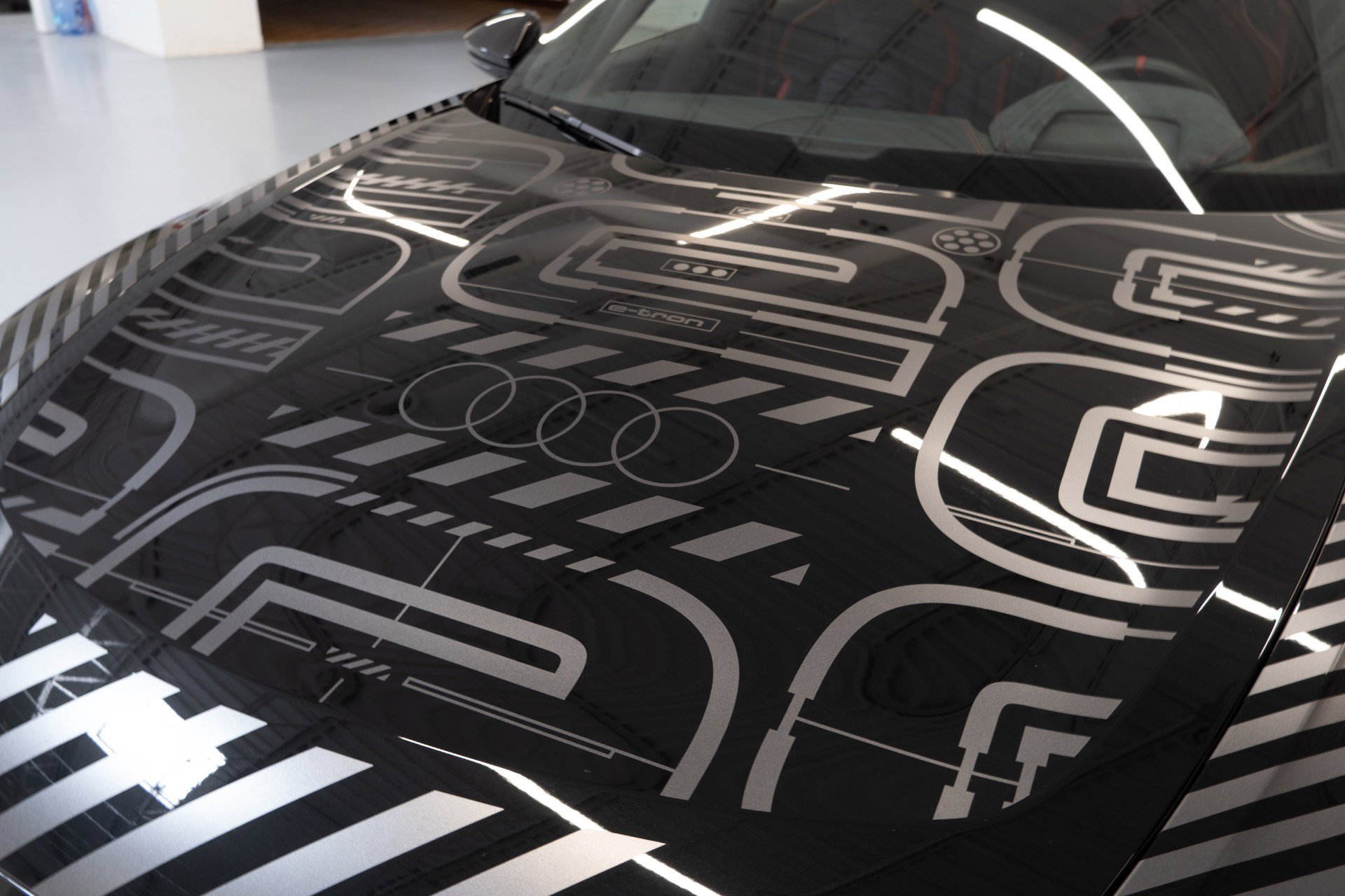 Used 2023 Audi RS e-tron GT image 4