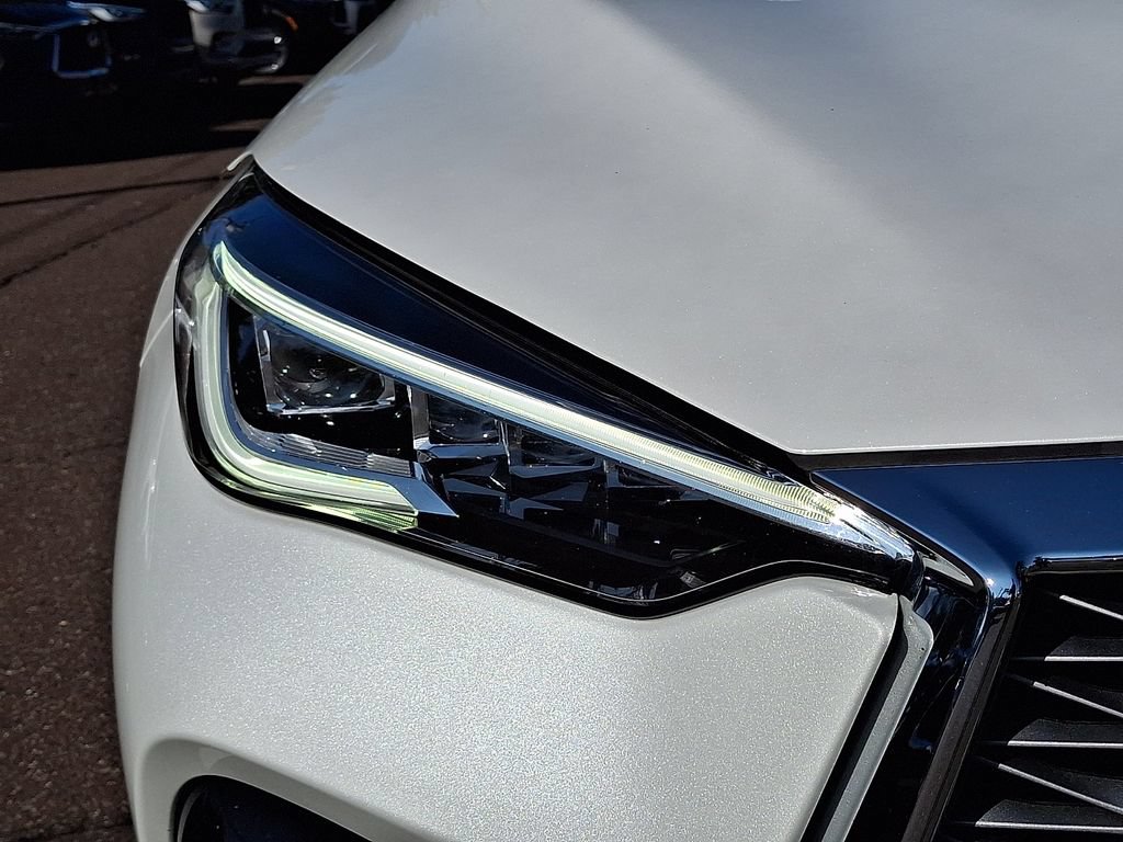 Certified 2024 INFINITI QX55 Essential AWD/4WD image 9