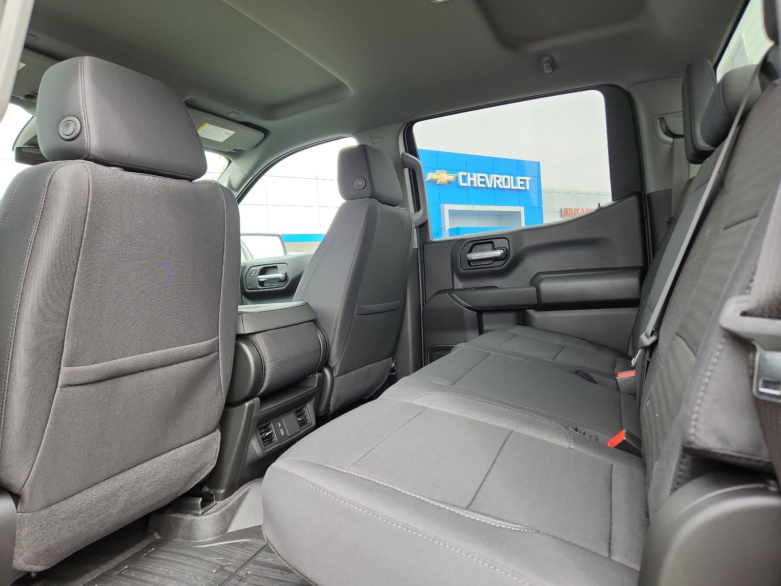 New 2026 GMC Sierra 1500 Pro w/ Graphite Edition image 9