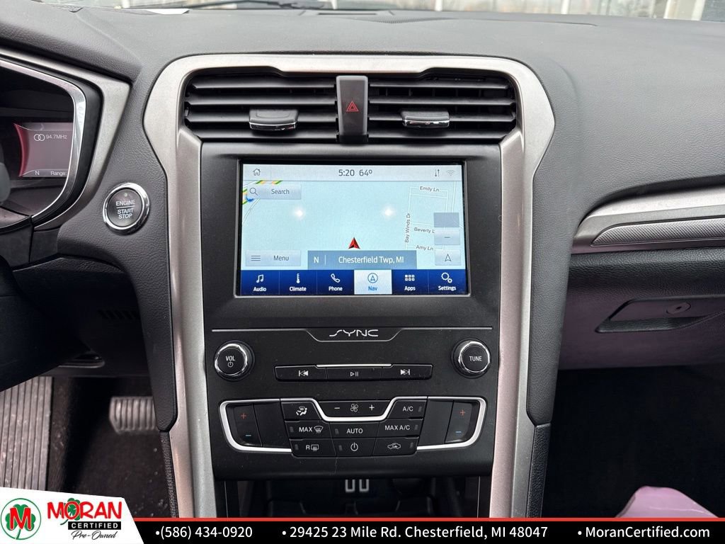 Used 2020 Ford Fusion SE image 16