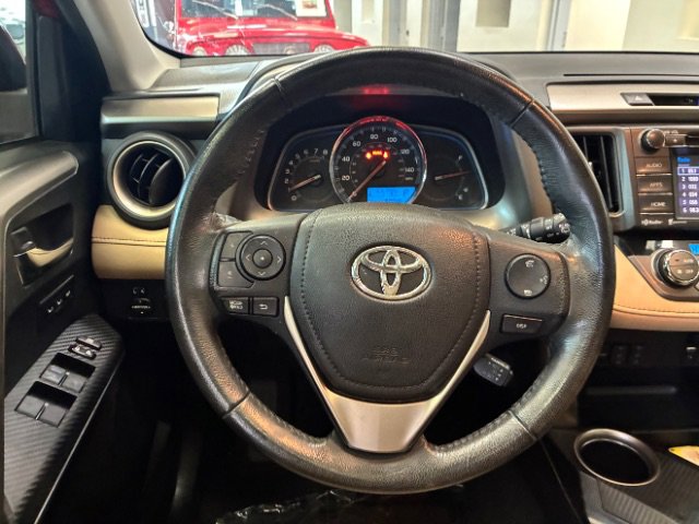 Used 2015 Toyota RAV4 Limited w/ Technology Package image 23