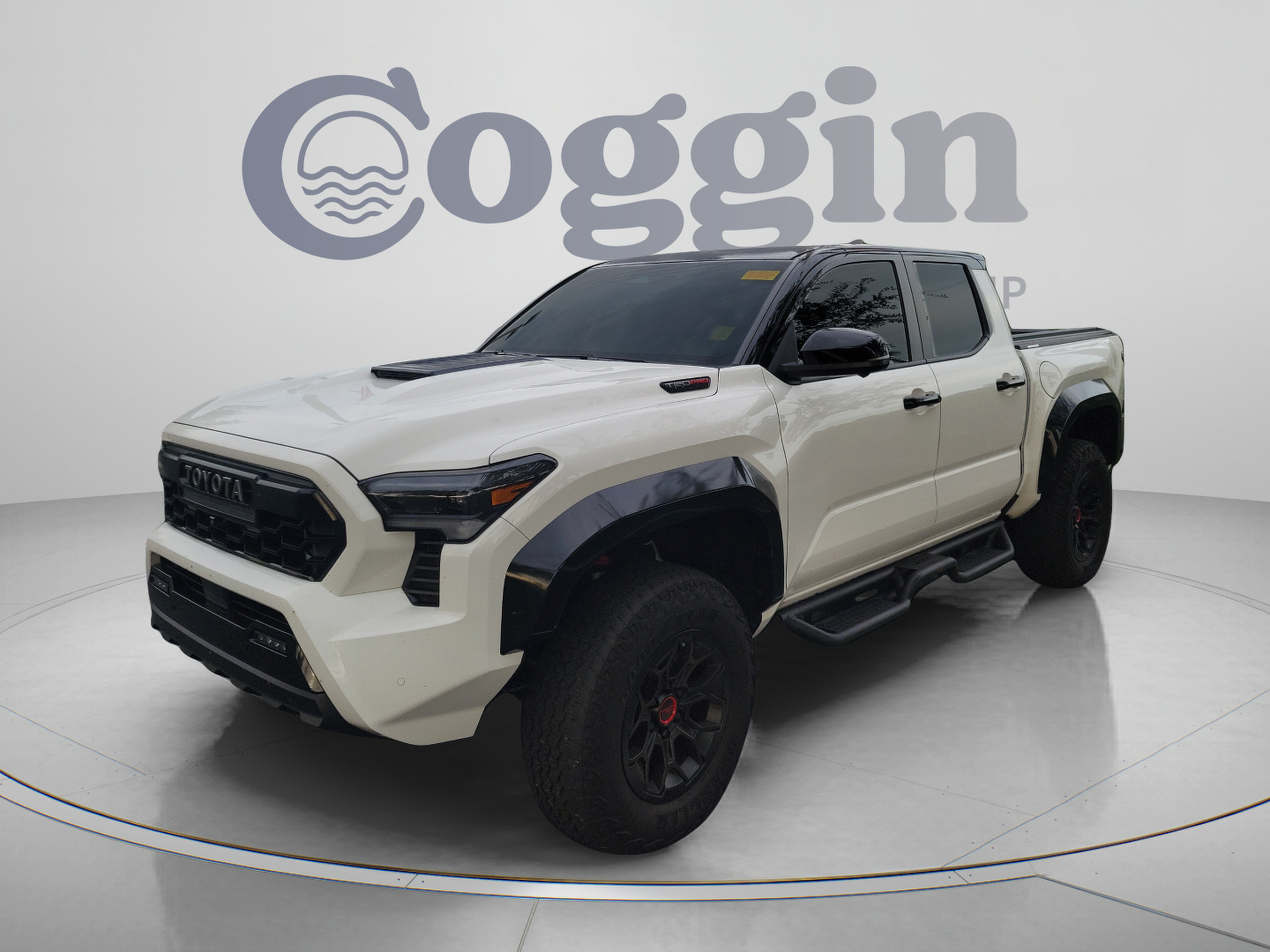 Certified 2025 Toyota Tacoma TRD Pro AWD/4WD image 8