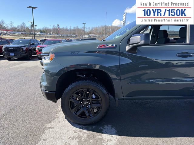Used 2025 Chevrolet Silverado 1500 LT Trail Boss w/ Convenience Package II image 11