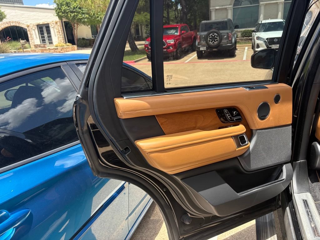 Used 2019 Land Rover Range Rover Long Wheelbase Autobiography AWD/4WD image 14
