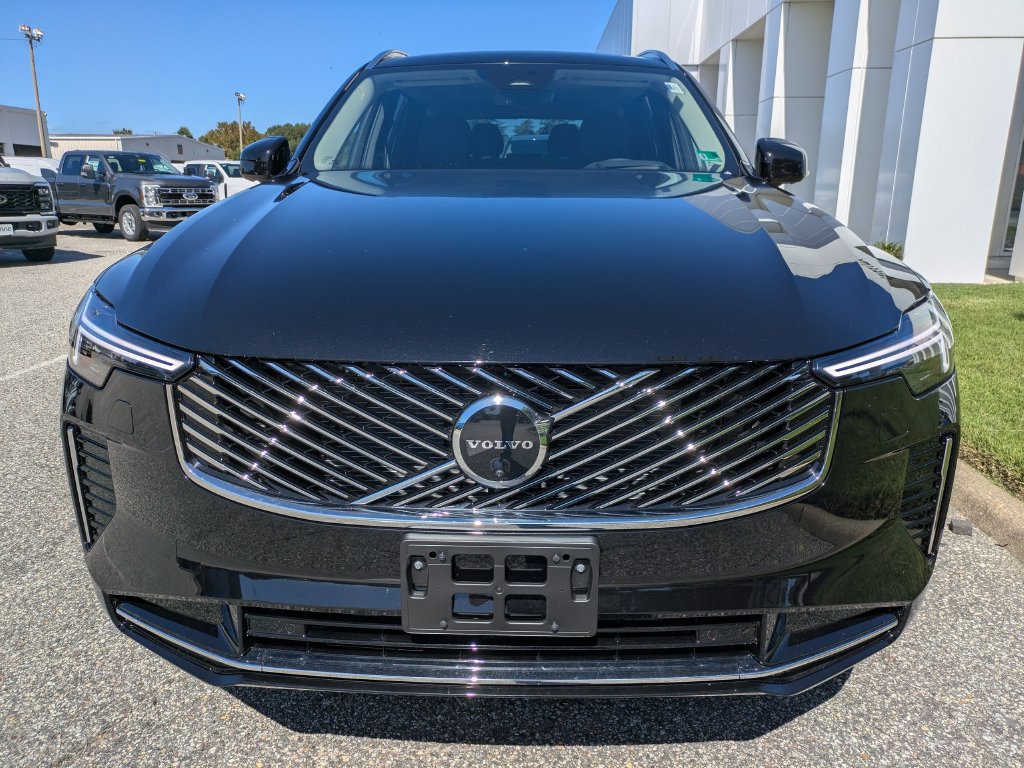 New 2026 Volvo XC90 B6 Ultra w/ Protection Package AWD/4WD image 9