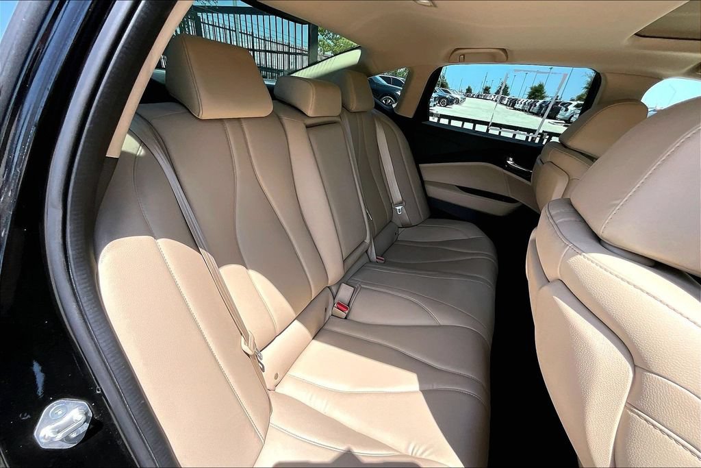 Used 2023 Acura TLX FWD image 32