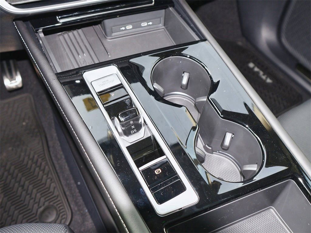 New 2026 Volkswagen Atlas SEL Premium R-Line image 30