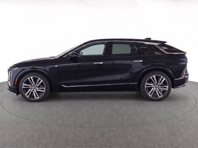 Used 2024 Cadillac Lyriq Tech w/ Driver Assist Package AWD/4WD image 6