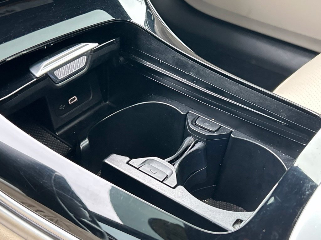 Used 2022 Mercedes-Benz C 300 Sedan image 35