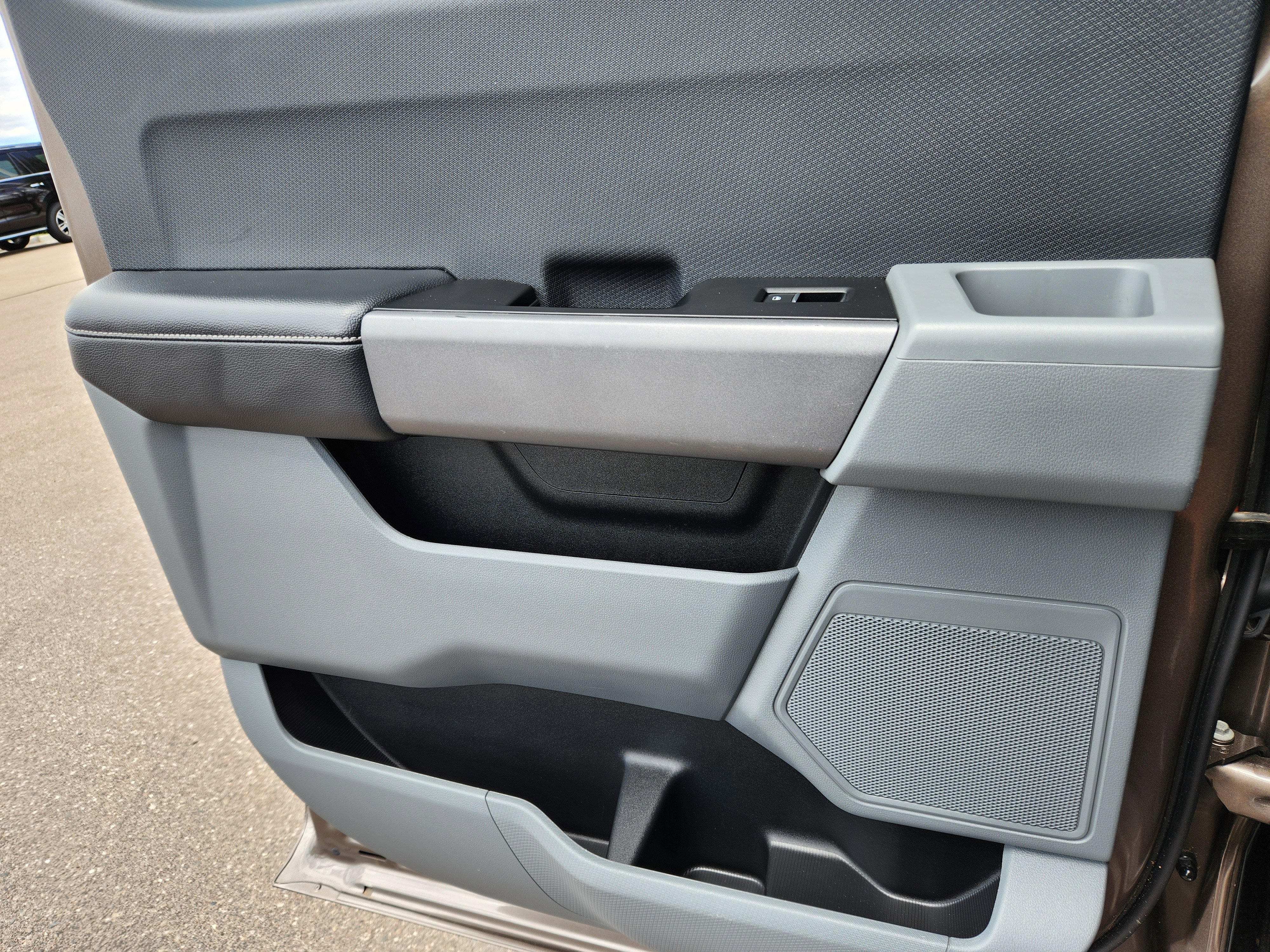 Used 2023 Ford F150 XLT image 10