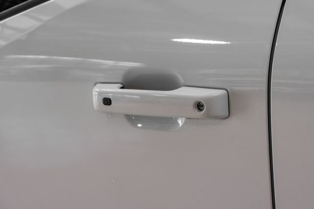 Used 2023 Ford F250 Lariat w/ Tremor Off-Road Package image 34