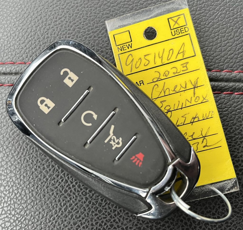 Certified 2023 Chevrolet Equinox RS w/ RS Leather Package image 24