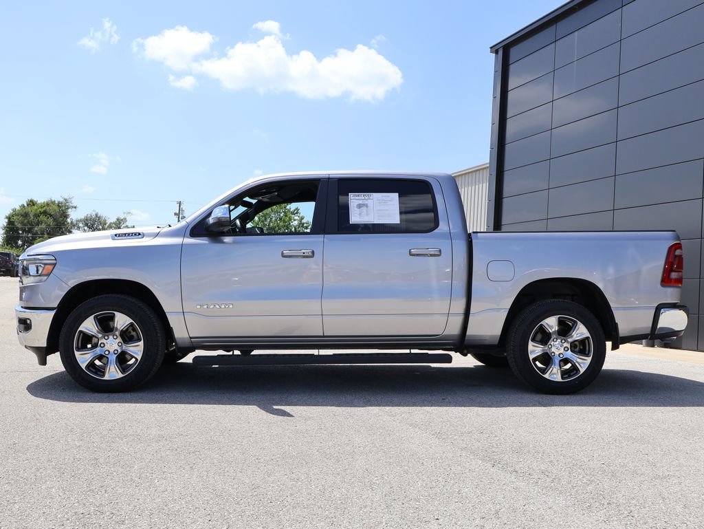 Used 2023 RAM 1500 Laramie AWD/4WD image 2