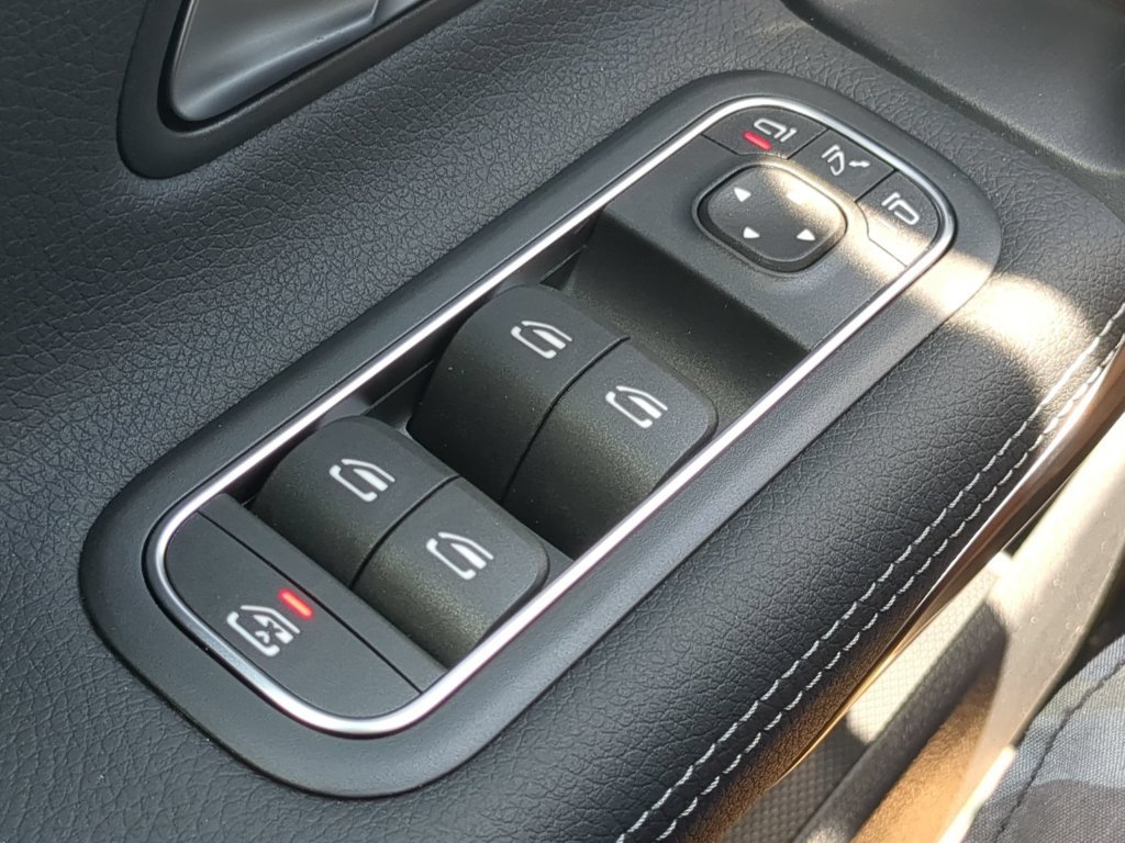 Certified 2026 Mercedes-Benz CLA 250 image 10