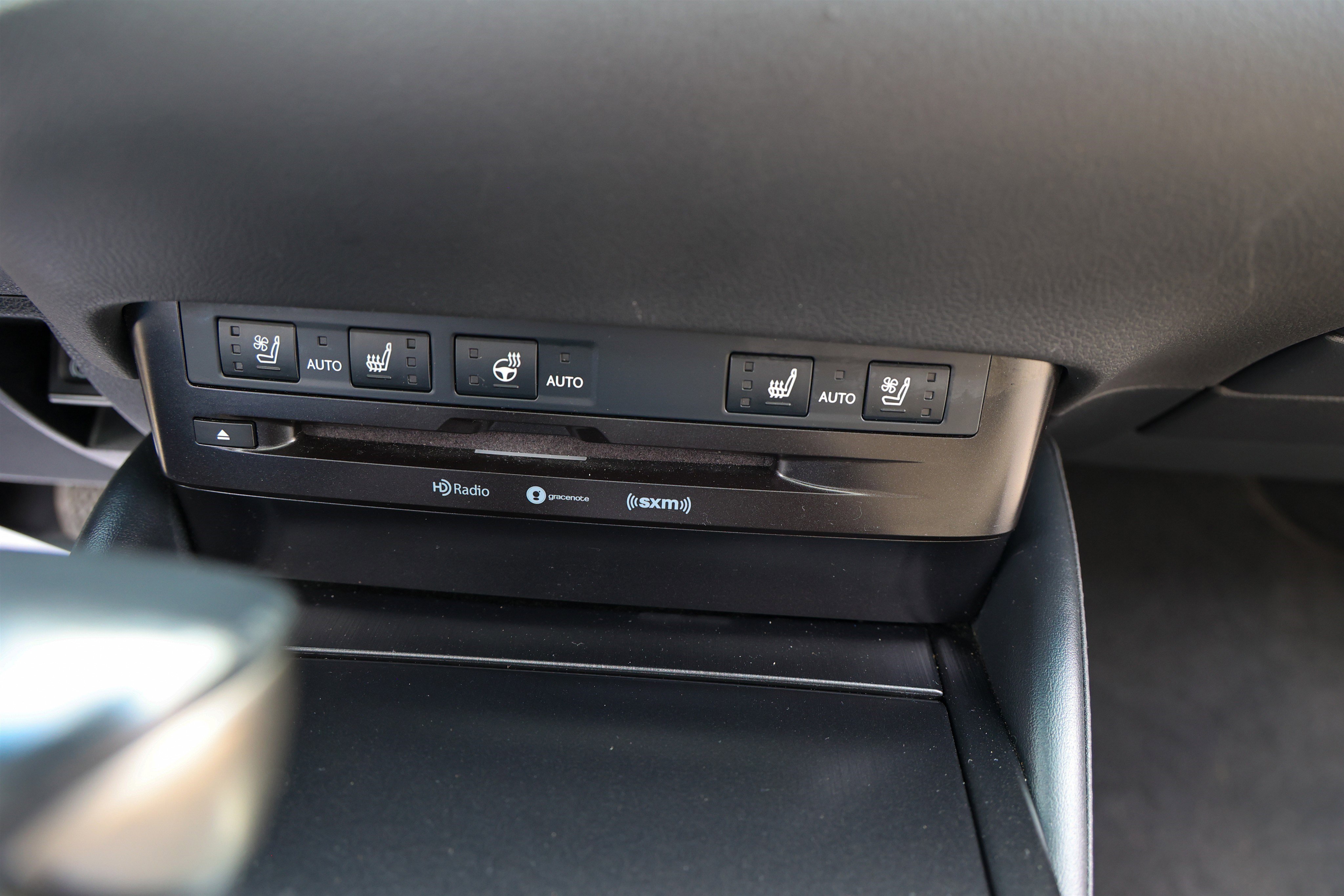 Used 2021 Lexus ES 350 w/ Premium Package image 26