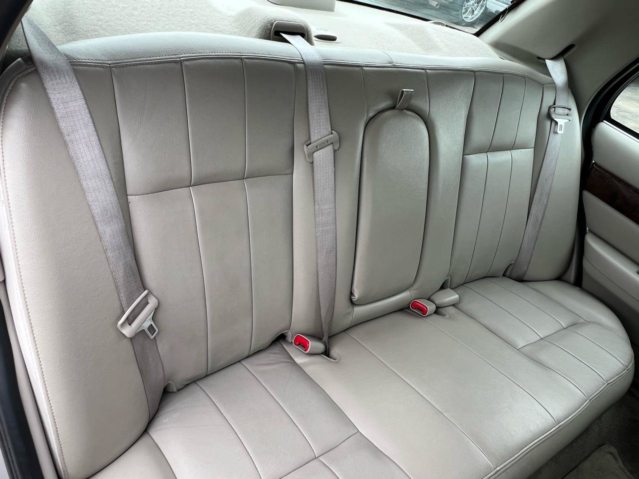 Used 2009 Mercury Grand Marquis LS RWD image 46