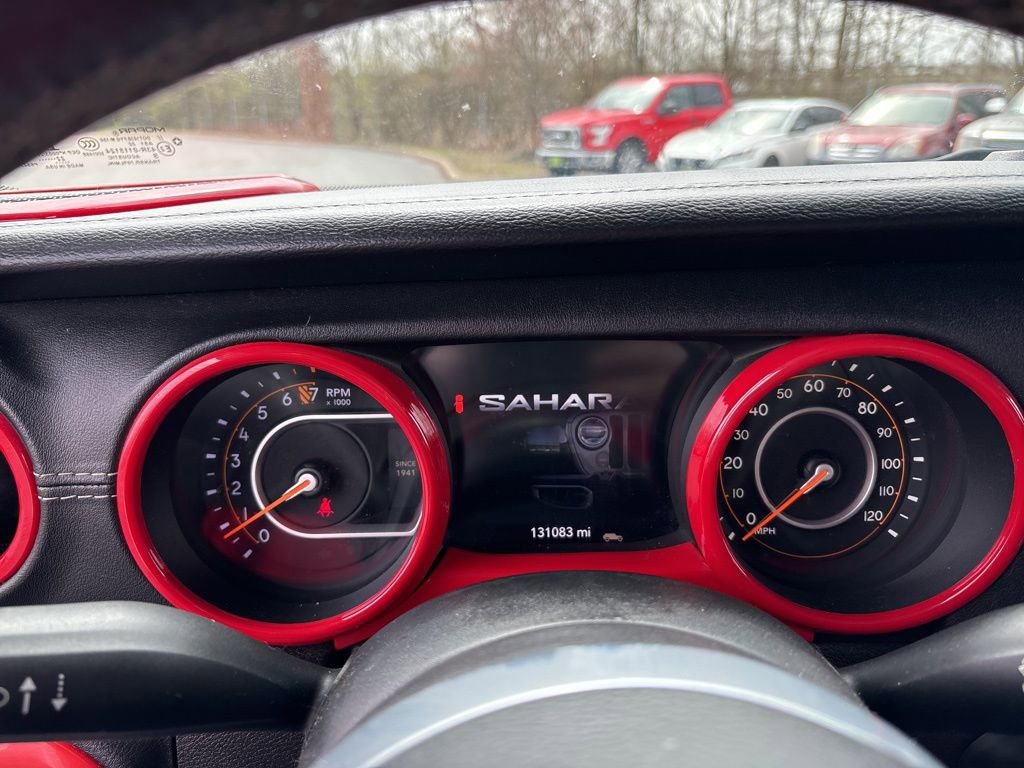 Used 2018 Jeep Wrangler Unlimited Sahara image 25