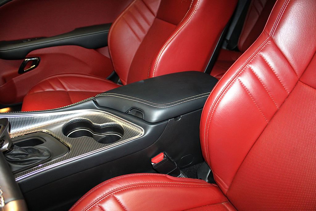 Used 2022 Dodge Challenger SRT Hellcat w/ Plus Package RWD image 24