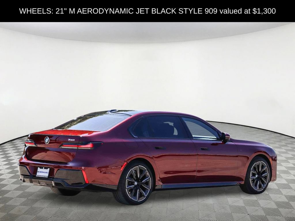 Used 2023 BMW 740i RWD image 4