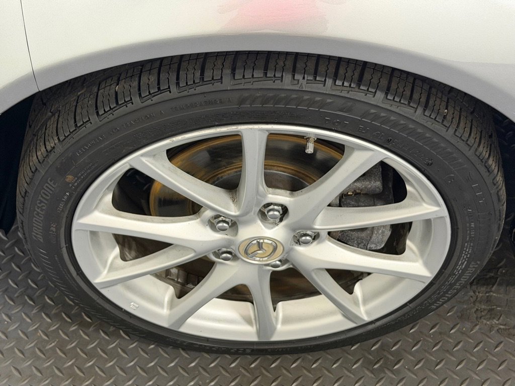 Used 2009 MAZDA MX-5 Miata Grand Touring w/ Premium Pkg RWD image 37