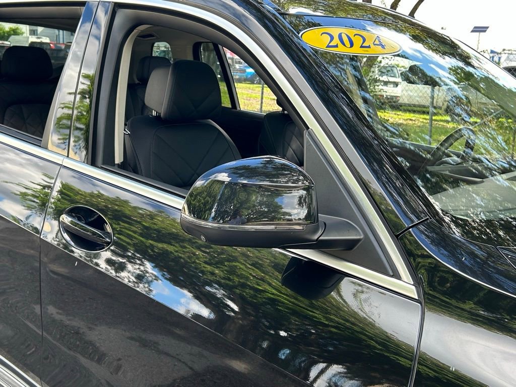 Used 2024 BMW X7 xDrive40i image 34