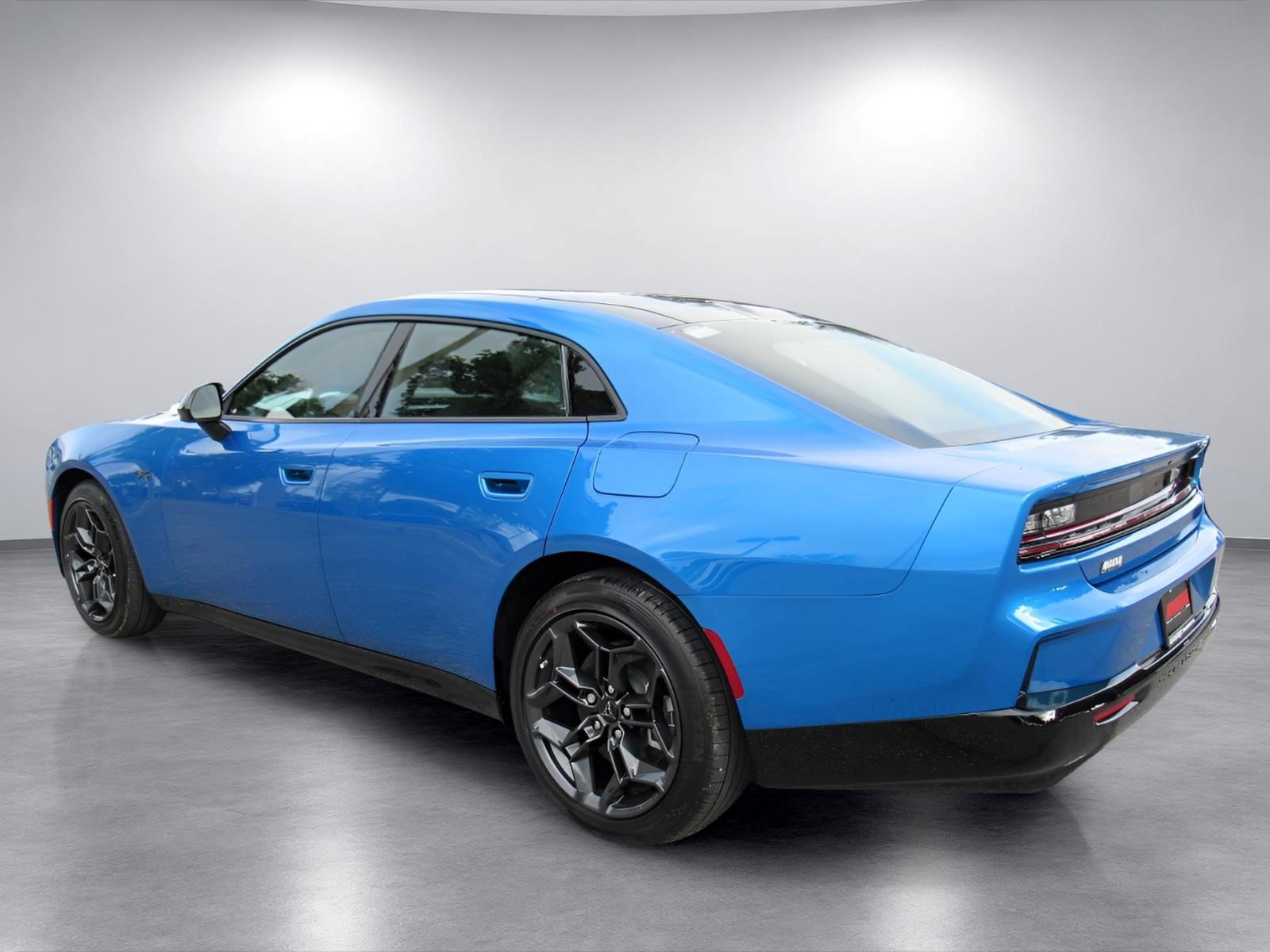 New 2026 Dodge Charger R/T w/ Blacktop Package AWD/4WD image 4
