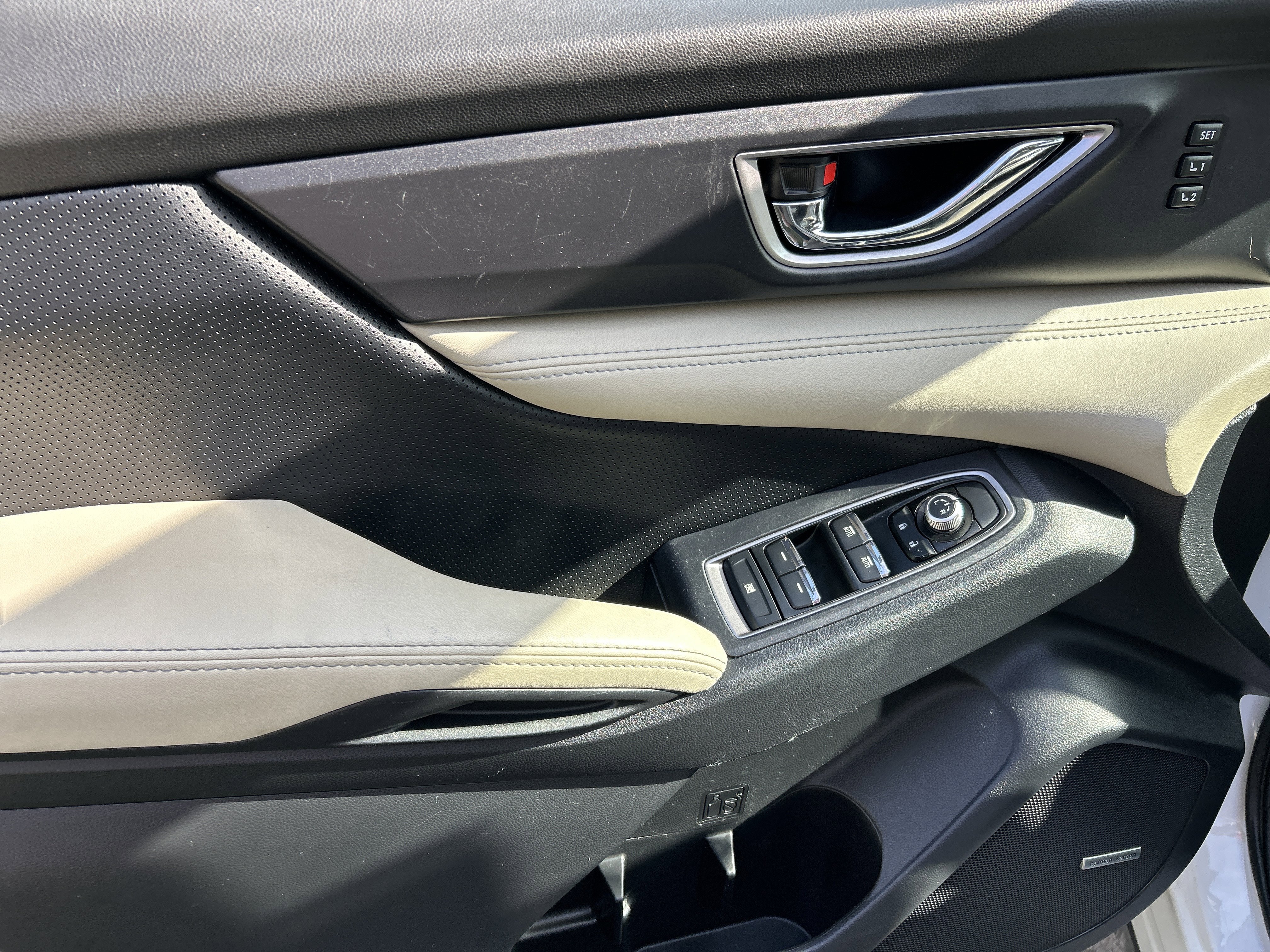 Used 2021 Subaru Ascent Limited w/ Technology Package image 15