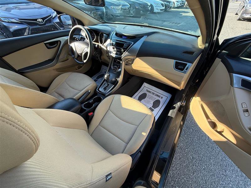 Used 2013 Hyundai Elantra GLS image 21