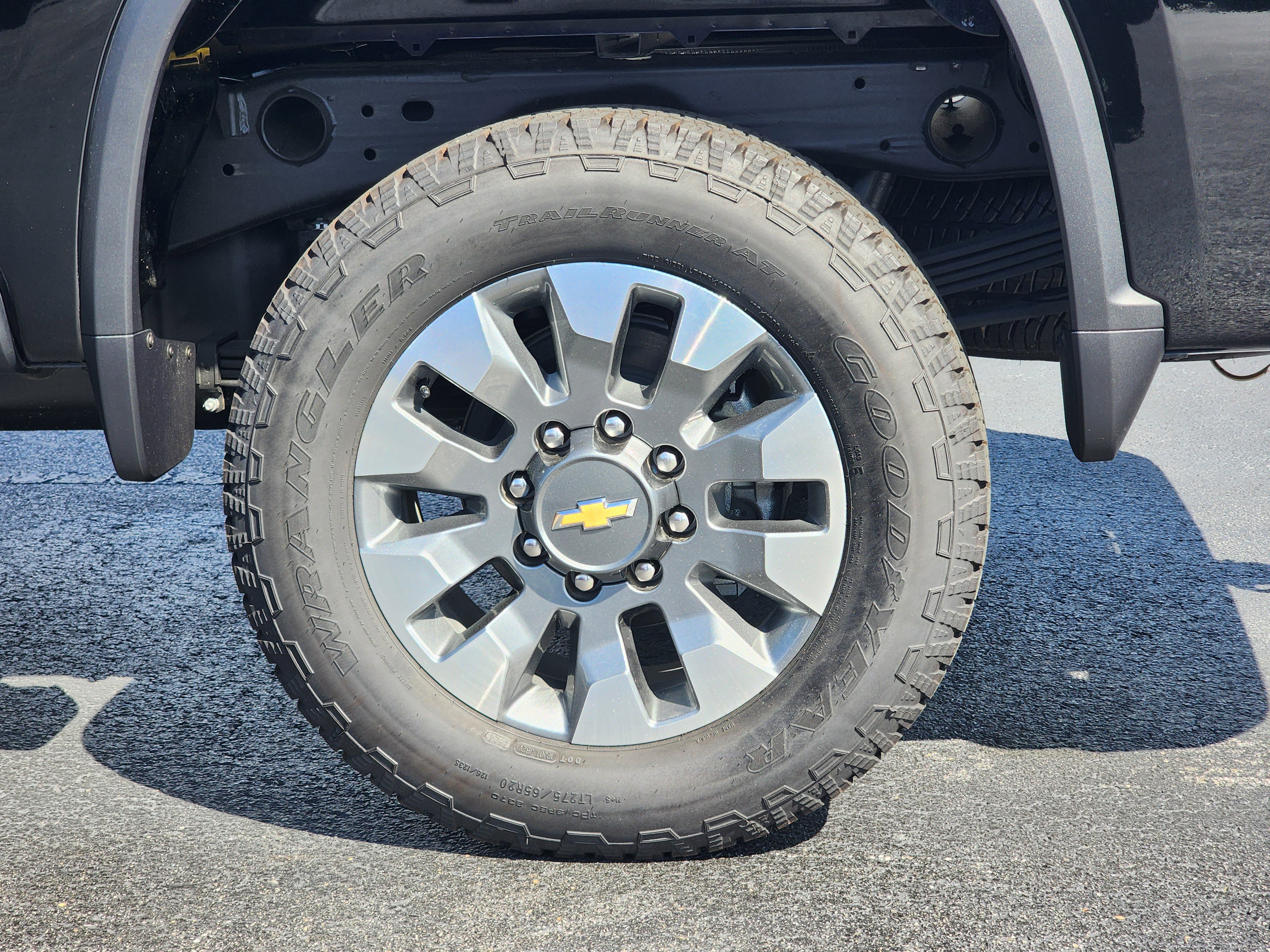 New 2025 Chevrolet Silverado 2500 Custom w/ Custom Value Package image 11