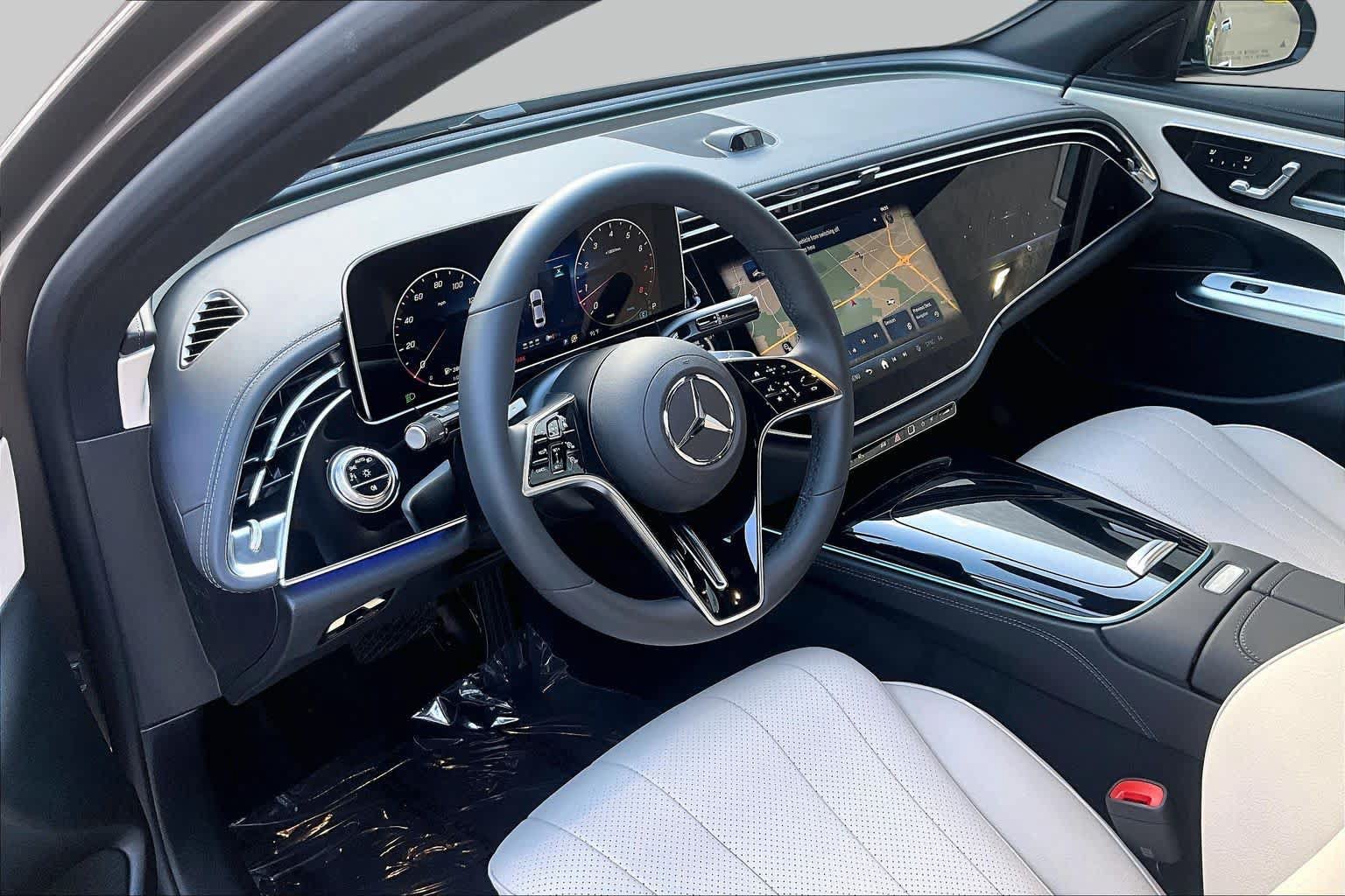 Used 2025 Mercedes-Benz E 350 Sedan image 16